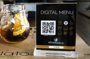 Kono bar digitalni meni