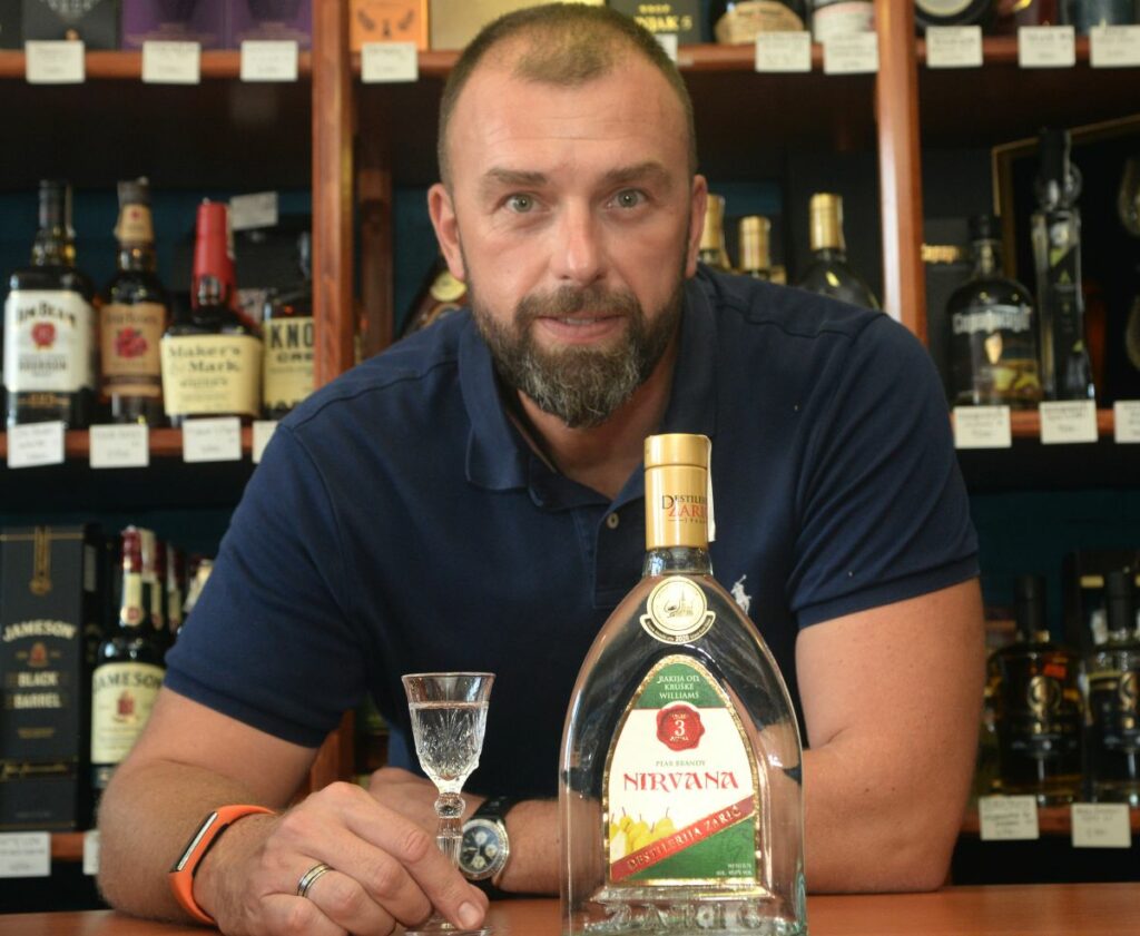 milan zarić rakija