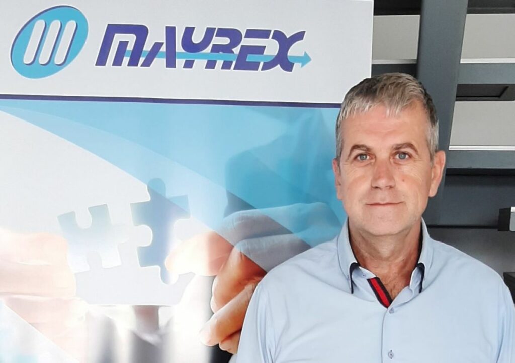 1_Mayrex Njegoš Pelević