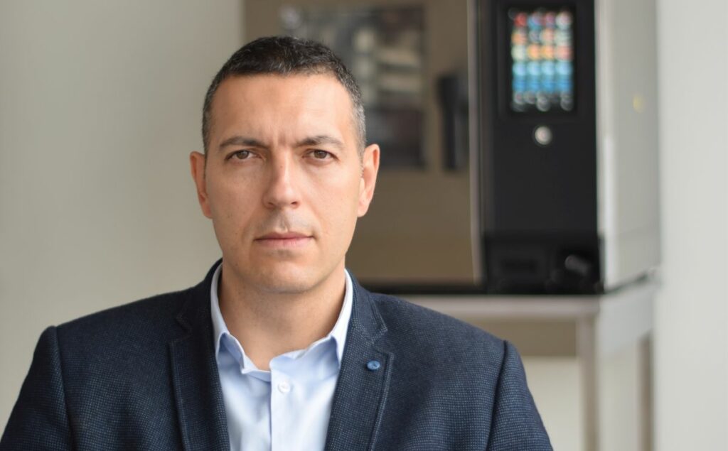 7_Megaoprema MIlos Stevanovic