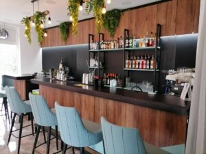 1 Kreativni bar front