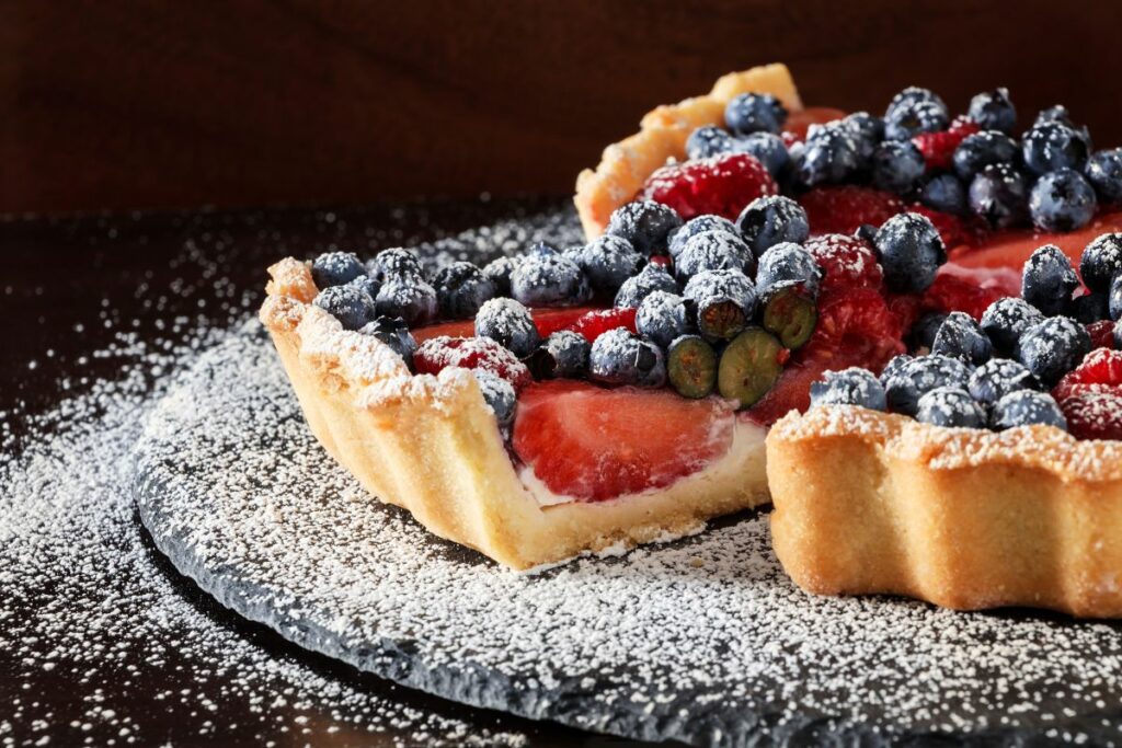 Tart sa sezonskim vocem