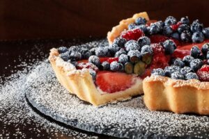 Tart sa sezonskim vocem