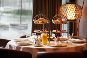 Voulez-vous od sada i sa druge strane reke!