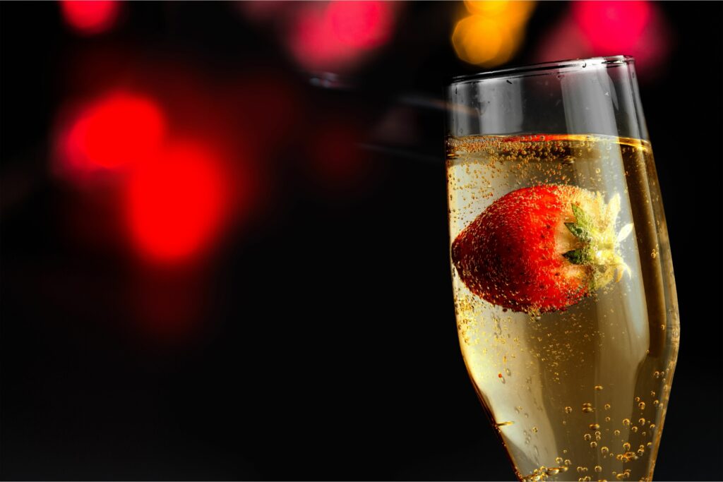 Jagode i penušavo vino