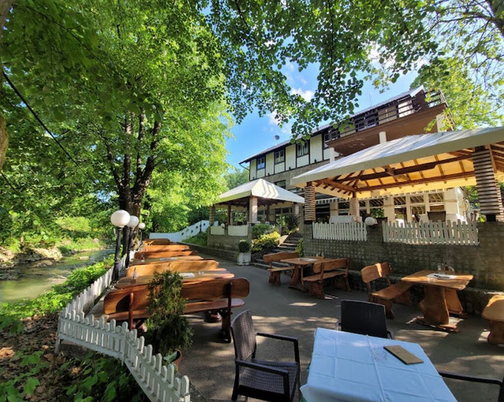 Lovački dom Valjevo eksterijer