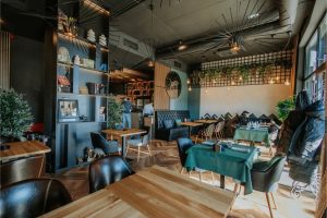 restoran taurus novi sad enterijer