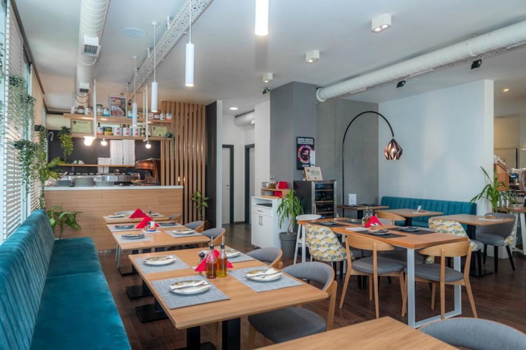 Pizzeria Cafeteria Italiana - enterijer