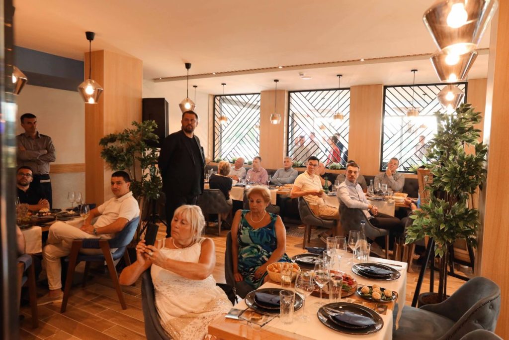 Donatorsko vece Walter publika