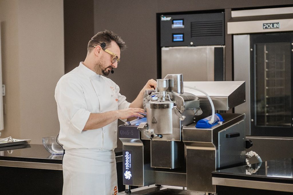 megaoprema, qbo sistem