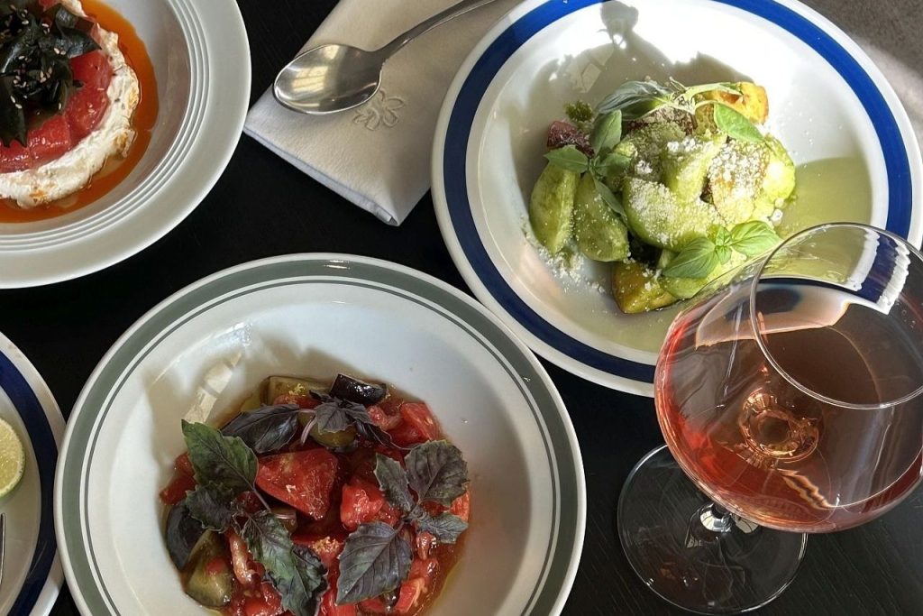 june cafe nova jela na letnjem meniju